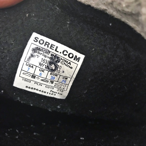 Sorel youth winter boots Sz 7 - Picture 10 of 10